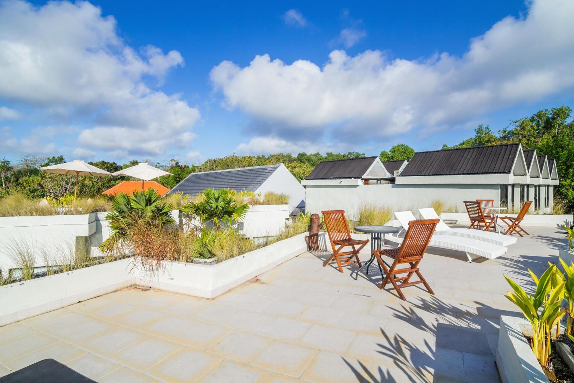 Kaya Uluwatu Hostel Bagian luar foto