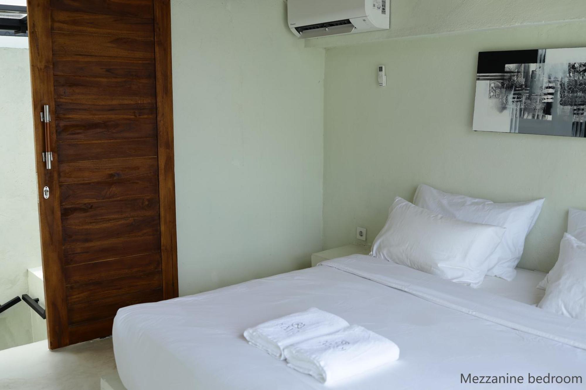 Kaya Uluwatu Hostel Bagian luar foto